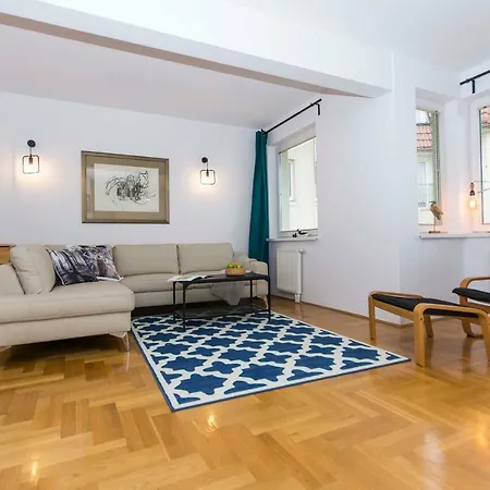 Family Place Apartment Sopot